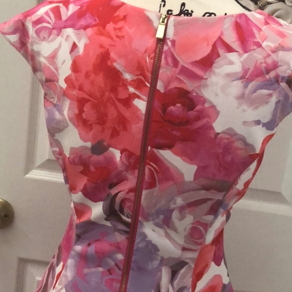 Vince Camuto floral scuba fit and flare dress - Picture 5 of 7